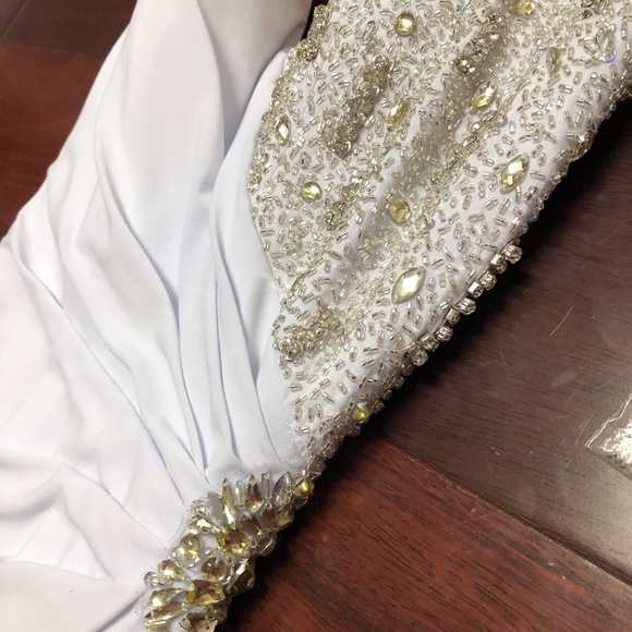 White Jersey Evening Gown - Picture 3 of 7